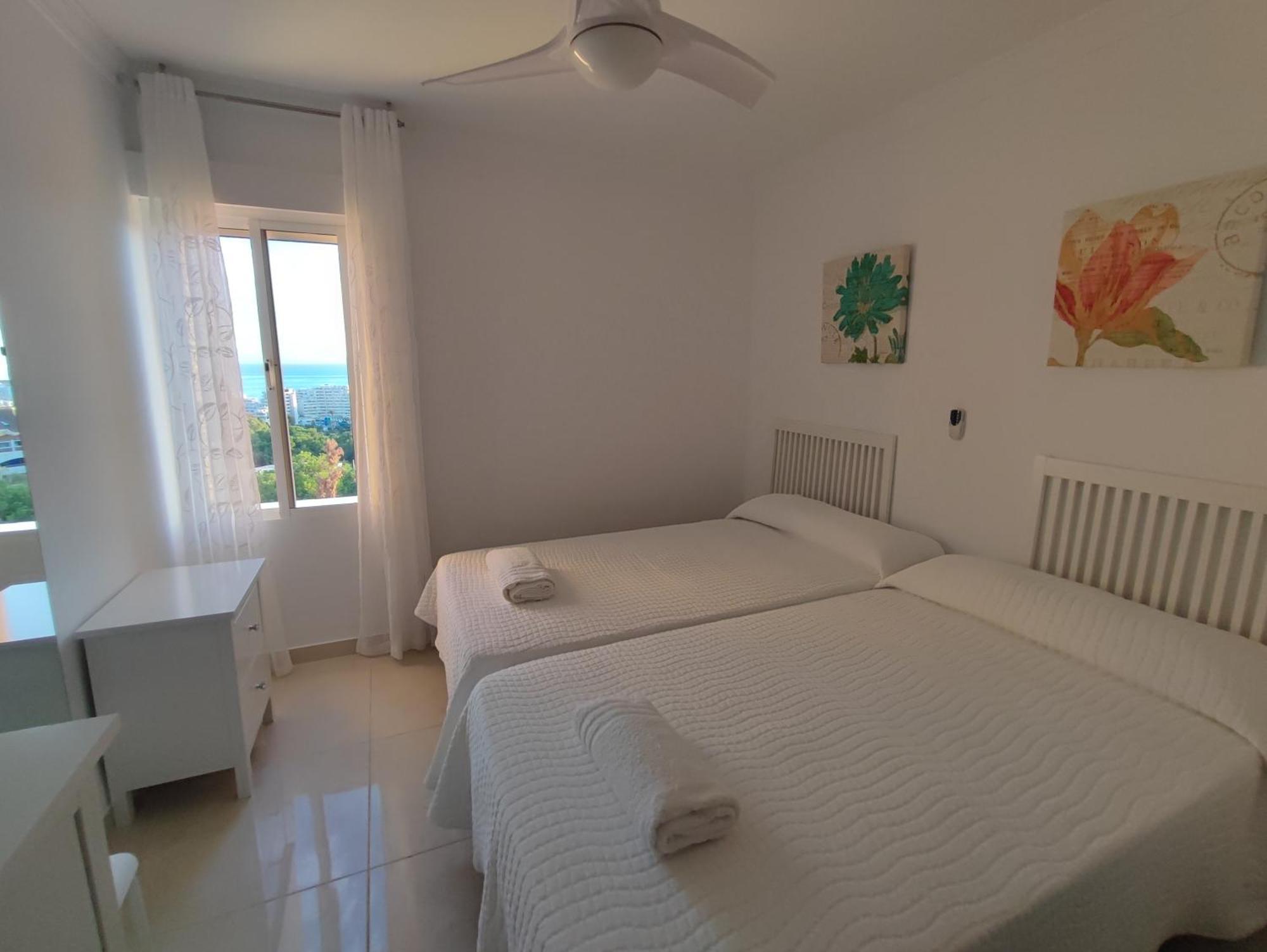 Hercules Paradise 531 Apartamento Con Vistas Al Mar Mediterraneo En Benalmadena A Pasos Del Centro Y Su Vibrante Zona Comercial Disfruta De Una Experiencia Unica En La Costa Del Sol Malaga Andalucia Well-Connected To The Airport Exterior foto