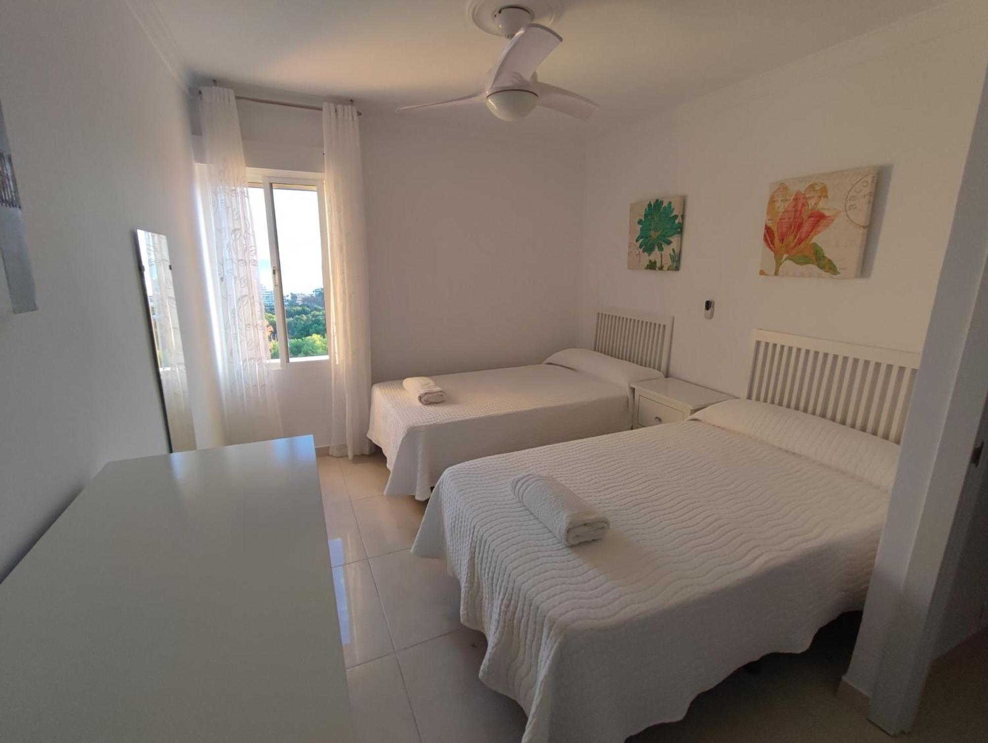 Hercules Paradise 531 Apartamento Con Vistas Al Mar Mediterraneo En Benalmadena A Pasos Del Centro Y Su Vibrante Zona Comercial Disfruta De Una Experiencia Unica En La Costa Del Sol Malaga Andalucia Well-Connected To The Airport Exterior foto